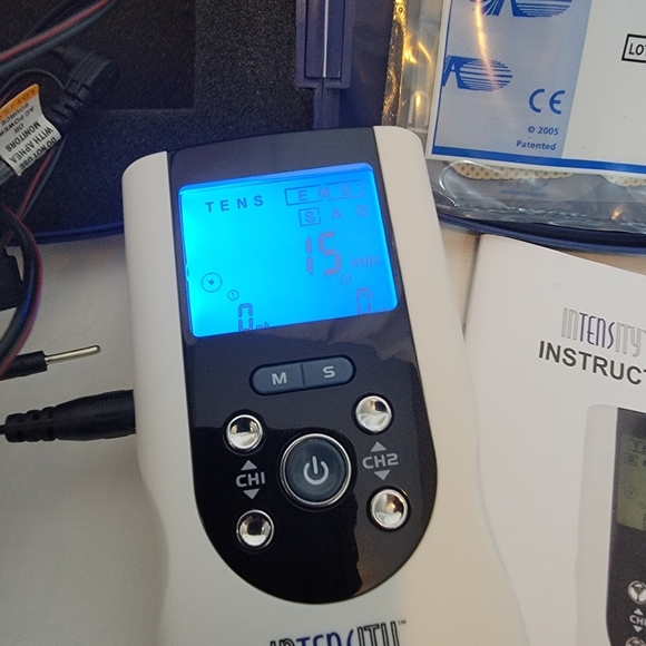 Twin Stim III TENS Unit - White - Picture 3 of 9